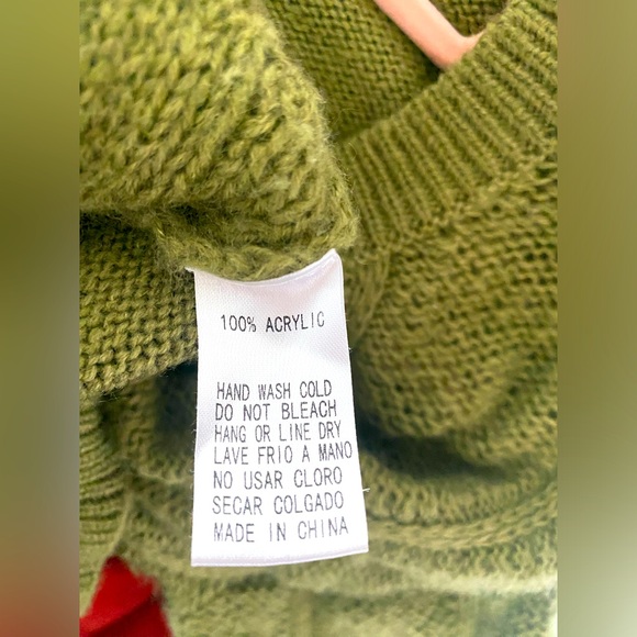 KyeMi Knit Sweater in Moss Green - Picture 7 of 7